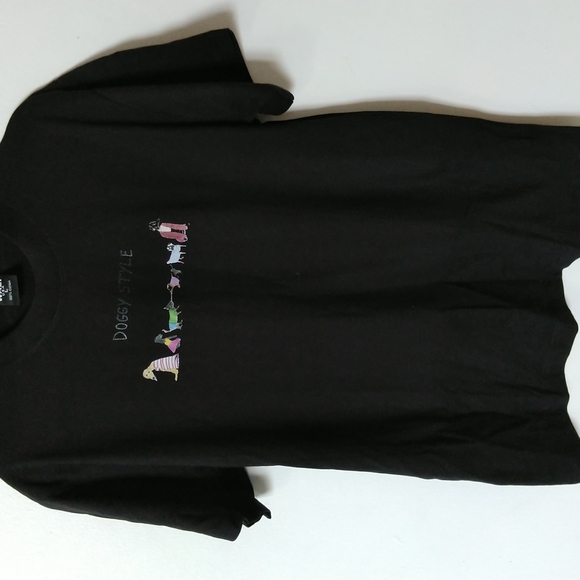 Doggie Style Short Sleeve Crew Neck Black T-Shirt - Picture 4 of 4